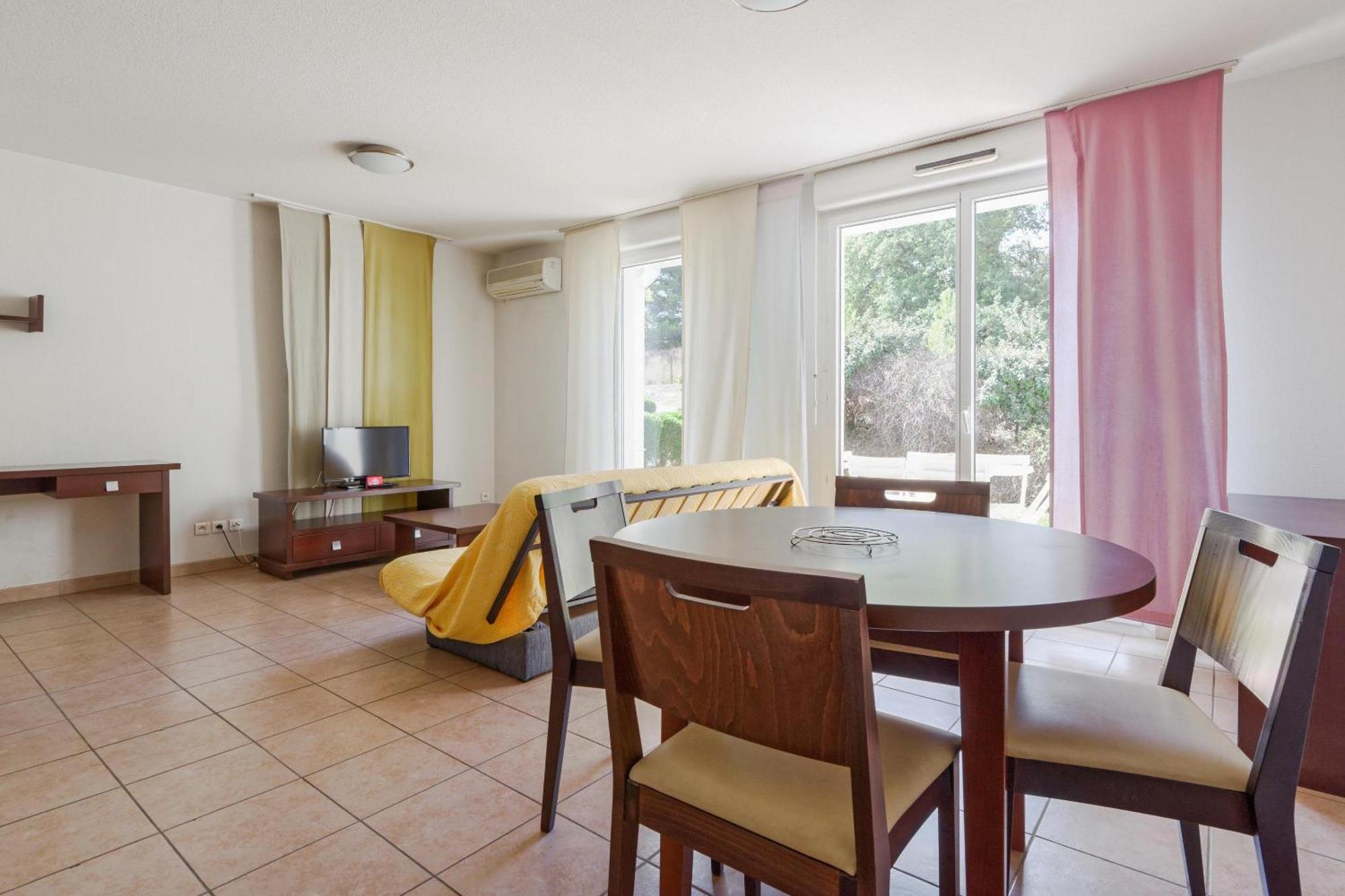 Comfort Aparthotel Six-Fours Six-Fours-les-Plages Exterior photo