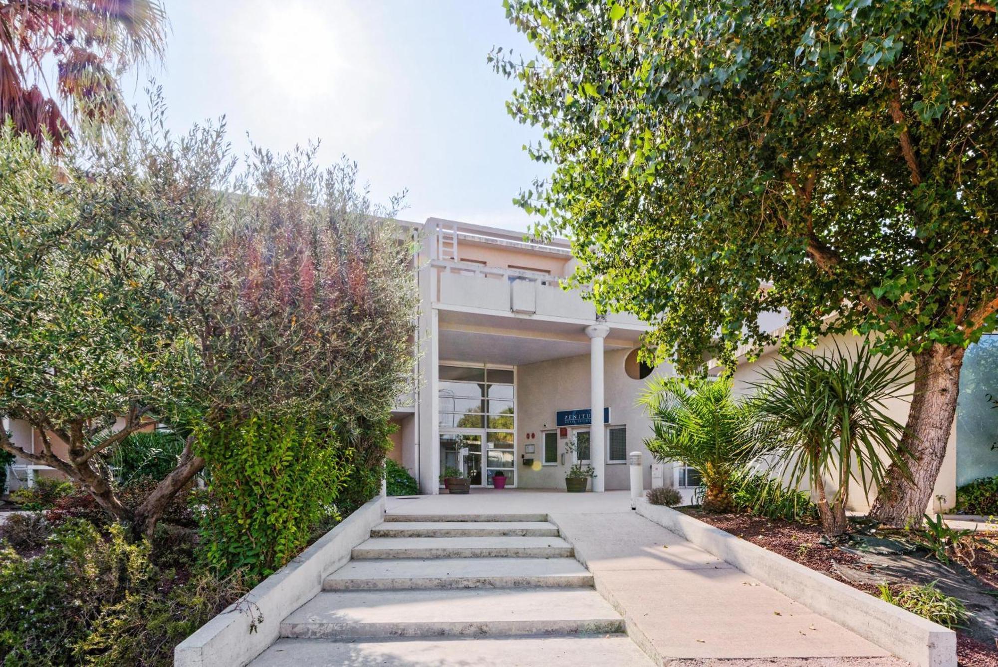 Comfort Aparthotel Six-Fours Six-Fours-les-Plages Exterior photo