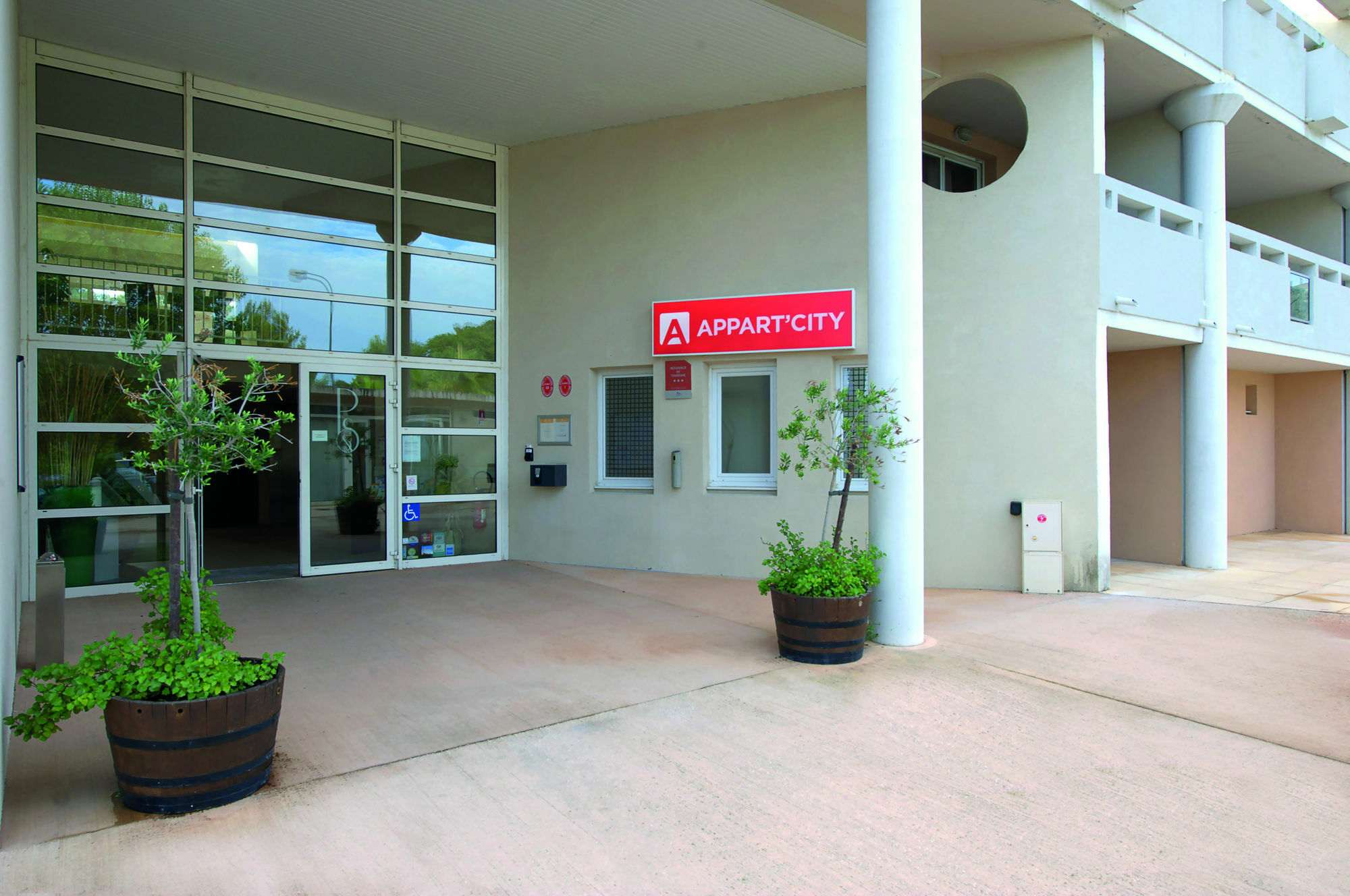 Comfort Aparthotel Six-Fours Six-Fours-les-Plages Exterior photo